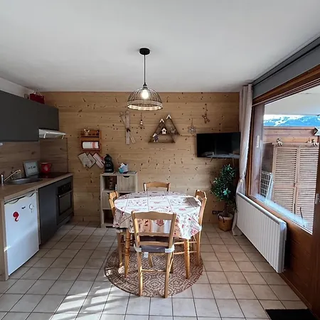 Cosy Avec Terrasse Et Parking A - Fr-1-692-107 Apartment