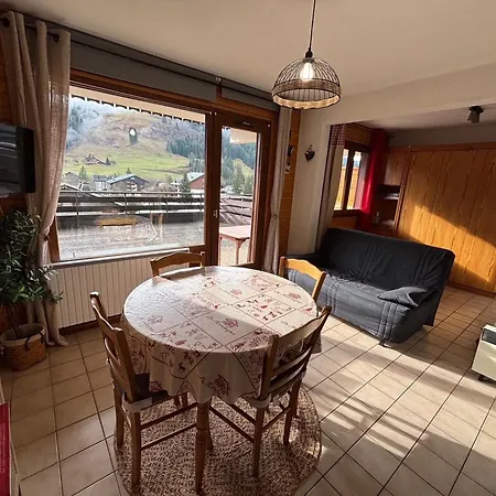 Cosy Avec Terrasse Et Parking A - Fr-1-692-107